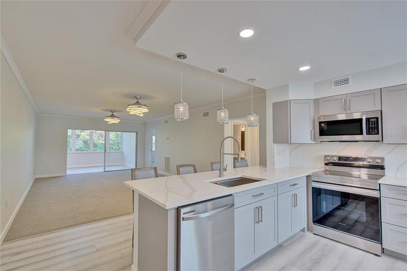 Picture of 7321 Central Avenue Unit 301, St Petersburg FL 33710