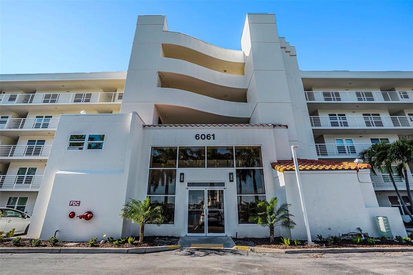 Picture of 6061 Bahia Del Mar Circle Unit 241, St Petersburg FL 33715