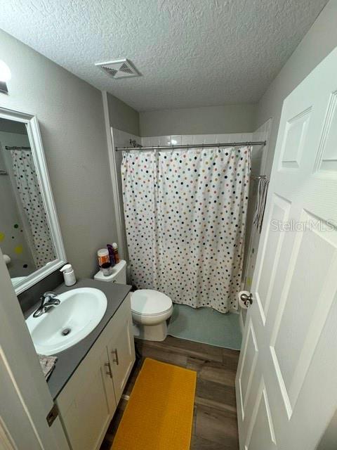 Picture of 12730 Mangrove Forest Drive, Riverview FL 33579
