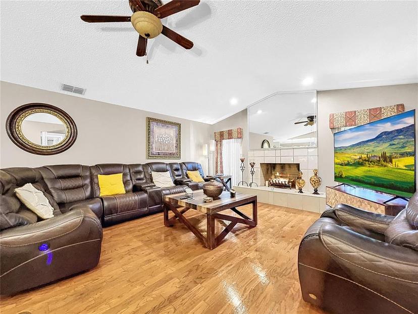 Picture of 209 Santa Rosa Drive, Winter Haven FL 33884