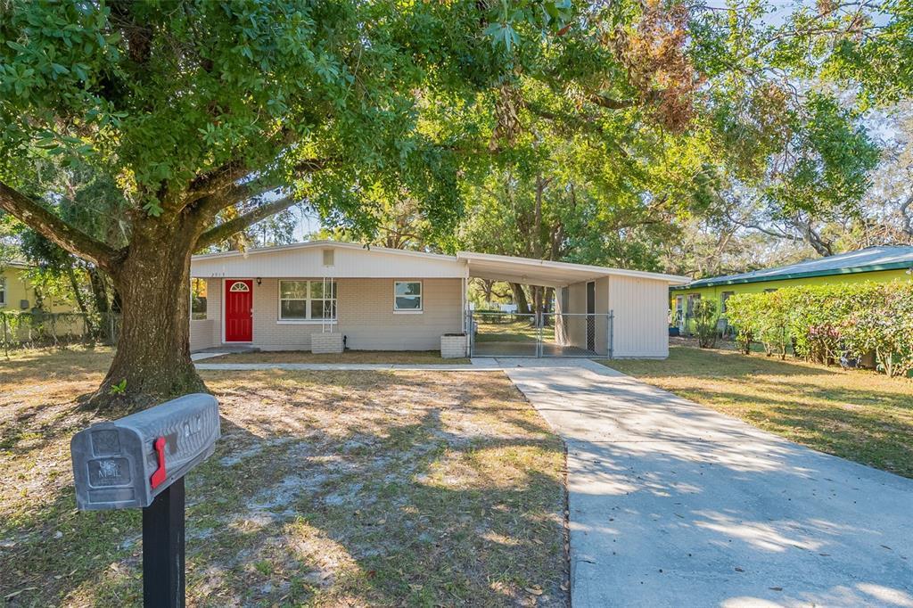 Picture of 2913 E Howell Street, Tampa, FL 33610