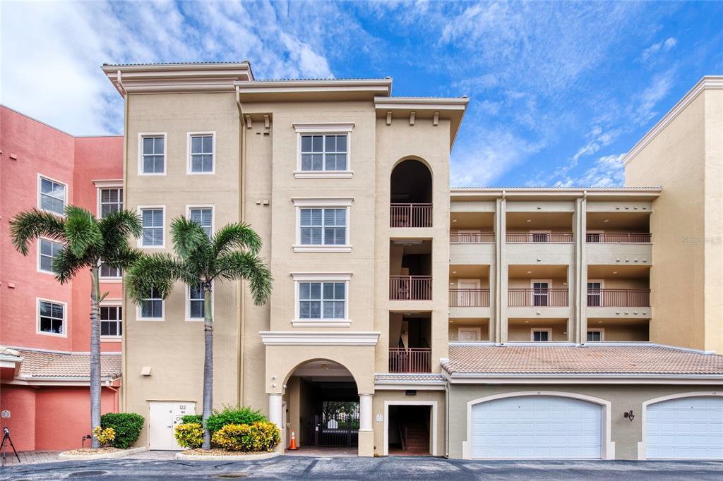 Picture of 424 Luna Bella Lane Unit 222, New Smyrna Beach, FL 32168