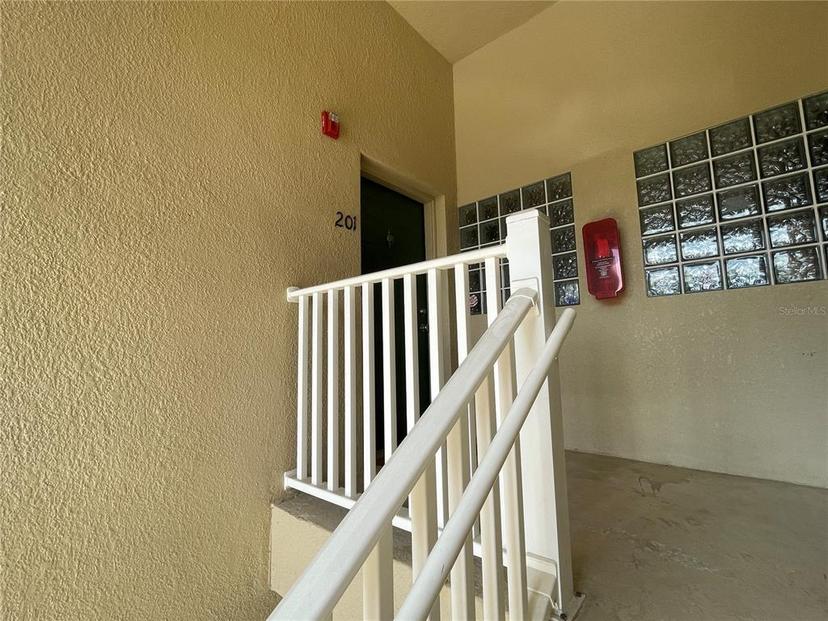 Picture of 6007 Skydale Way Unit 201, Riverview FL 33578