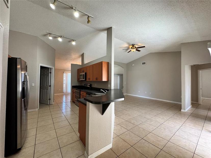 Picture of 817 Highland Crest Loop, Lake Wales FL 33853