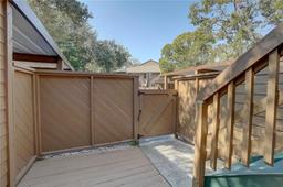 Picture of 1106 Lennox Road W, Palm Harbor, FL 34683