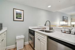 Picture of 36750 Us Highway 19 N Unit 19206, Palm Harbor, FL 34684