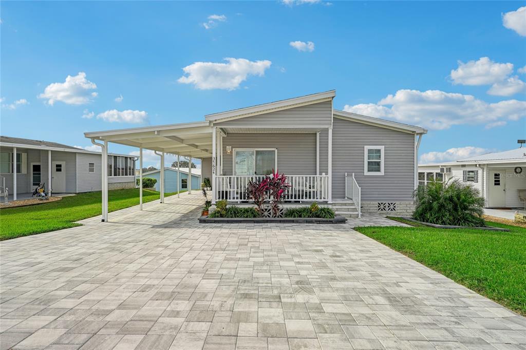 Picture of 37624 Landis Avenue, Zephyrhills, FL 33541