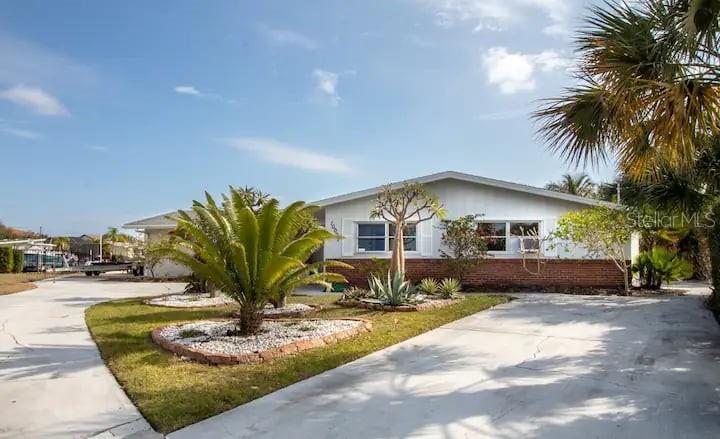 Picture of 10007 Kingfisher Road E, Bradenton FL 34209