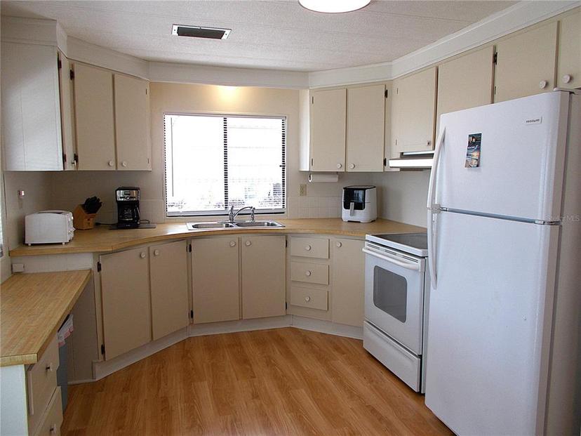 Picture of 359 Longwood Drive, Venice FL 34285