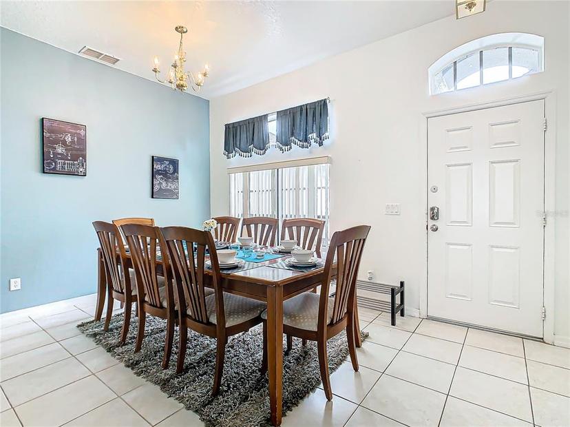 Picture of 429 Coventry Rd, Davenport FL 33897