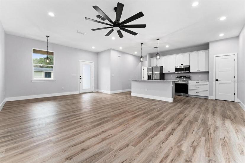 Picture of 405 N Mcdonald Avenue, Deland FL 32724