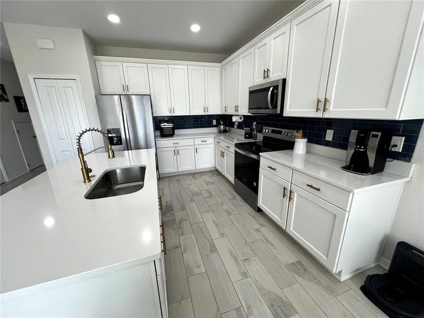 Picture of 10922 Brightleaf Court, Riverview FL 33569