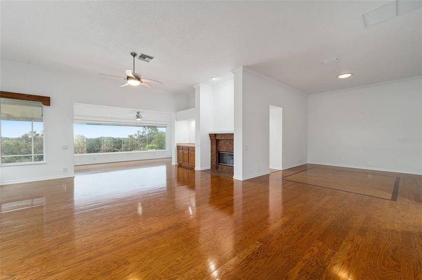 Picture of 6042 Topsail Road, Lady Lake FL 32159