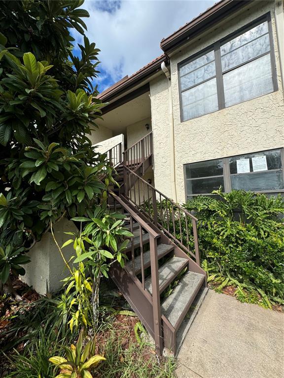 Picture of 2571 Cyprus Drive Unit 1-202, Palm Harbor FL 34684