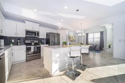 Picture of 3191 Paradox Circle Unit 406, Kissimmee, FL 34746