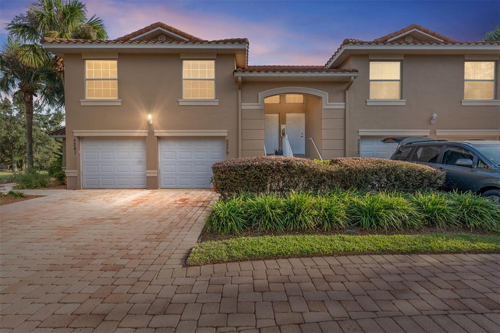 Picture of 5279 Bowline Court, Oxford, FL 34484