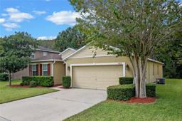 Picture of 4818 Waters Gate Drive, Tavares, FL 32778