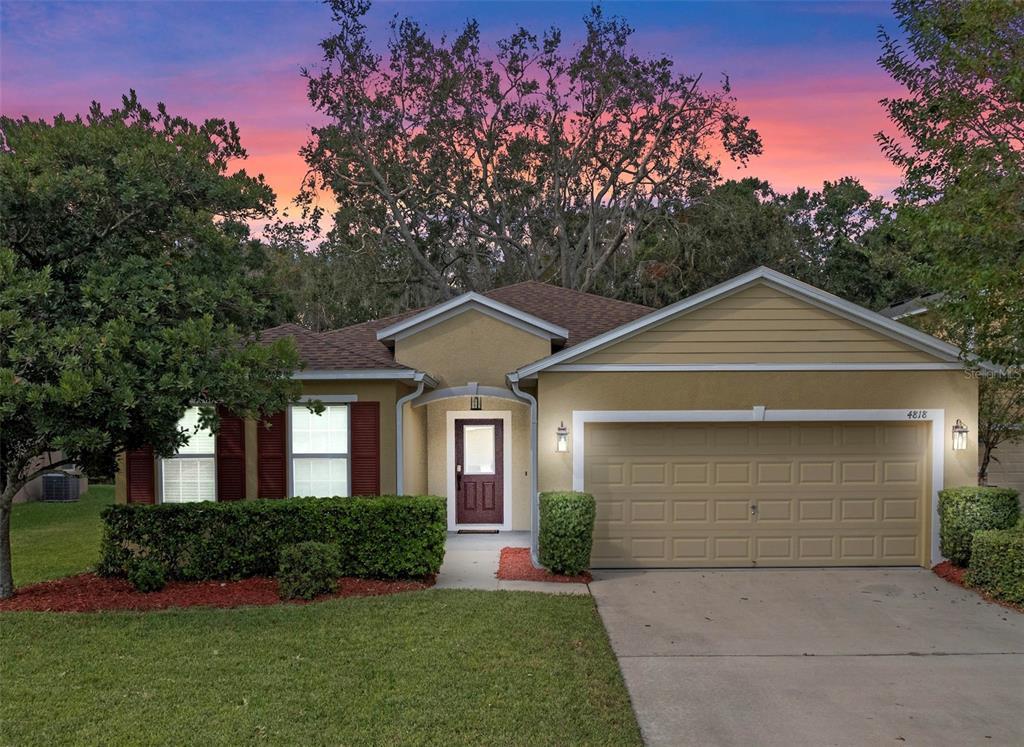 Picture of 4818 Waters Gate Drive, Tavares, FL 32778
