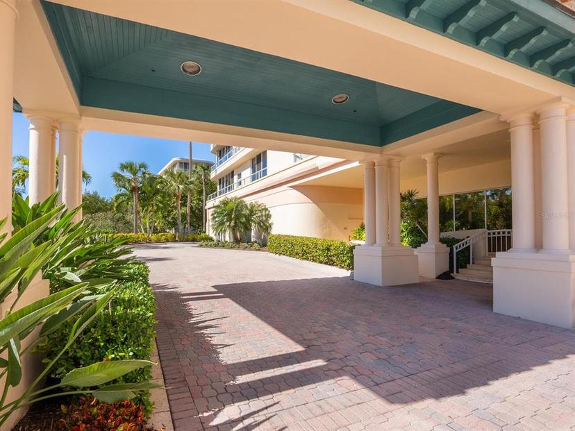 Picture of 3070 Grand Bay Boulevard Unit 632, Longboat Key FL 34228