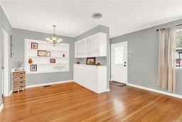 Picture of 504 Osceola Avenue, Eustis, FL 32726