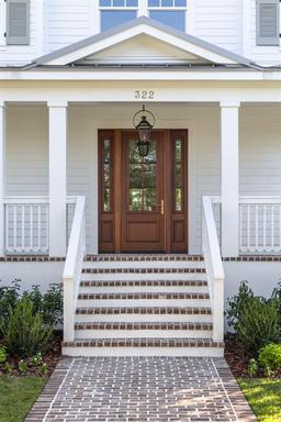 Picture of 322 Bayview Drive Ne, St Petersburg, FL 33704