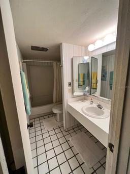 Picture of 4036 Abbey Court Unit 4036, Haines City, FL 33844