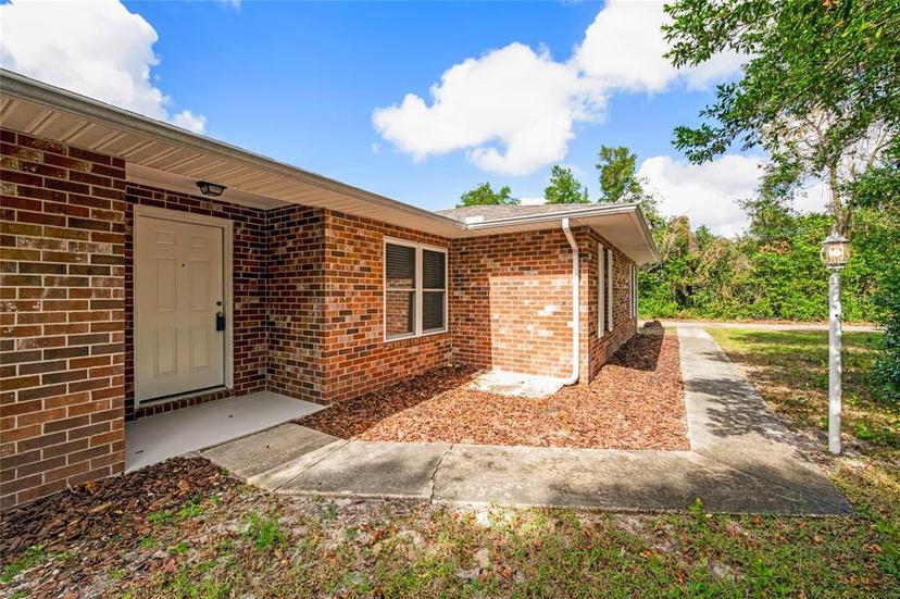 Picture of 660 Saxon Boulevard, Deltona FL 32725