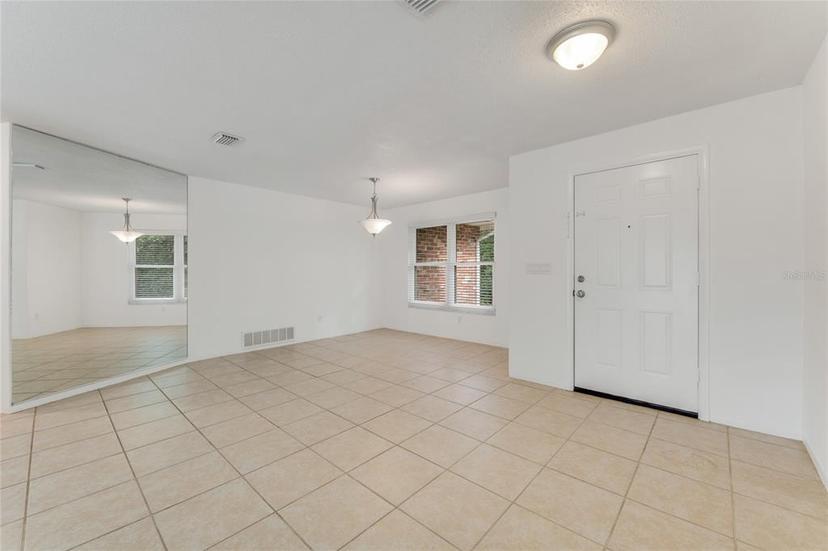 Picture of 660 Saxon Boulevard, Deltona FL 32725