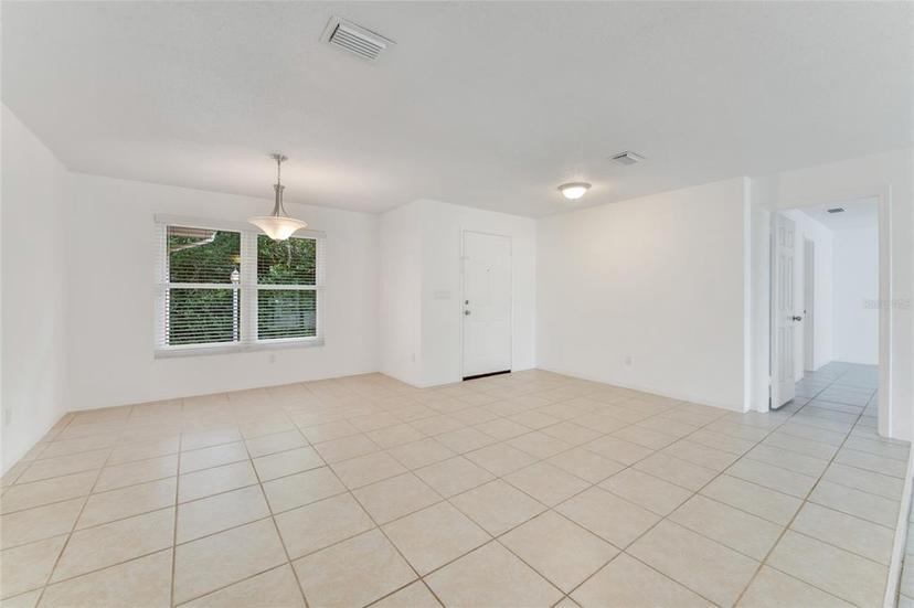Picture of 660 Saxon Boulevard, Deltona FL 32725