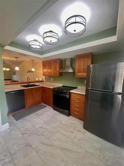 Picture of 143 Lakeside Drive Unit 143, Oldsmar, FL 34677