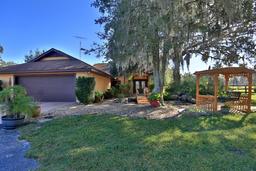 Picture of 8550 NW 136Th Avenue Road, Ocala, FL 34482