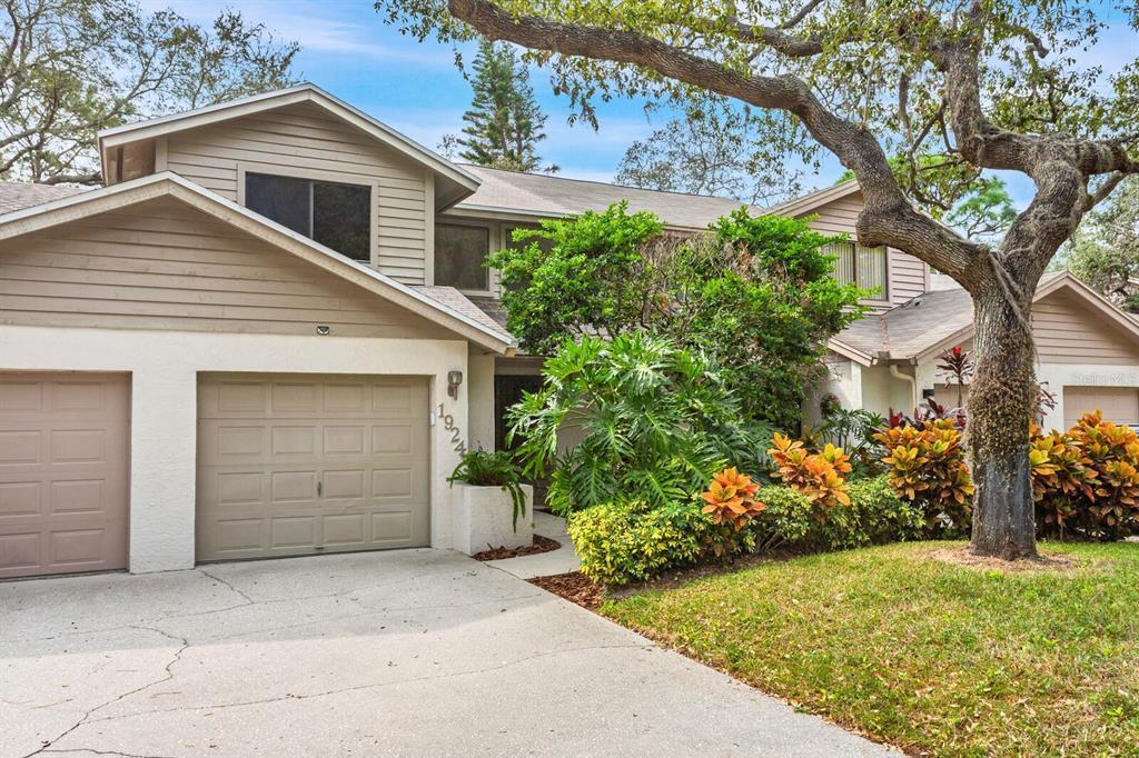 Picture of 1924 Whispering Way, Tarpon Springs, FL 34689
