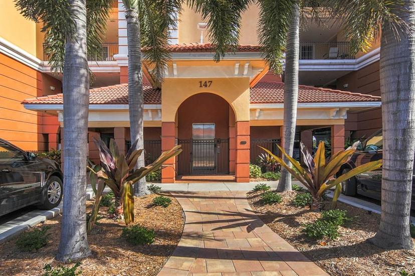 Picture of 147 Tampa Avenue E Unit 202, Venice FL 34285