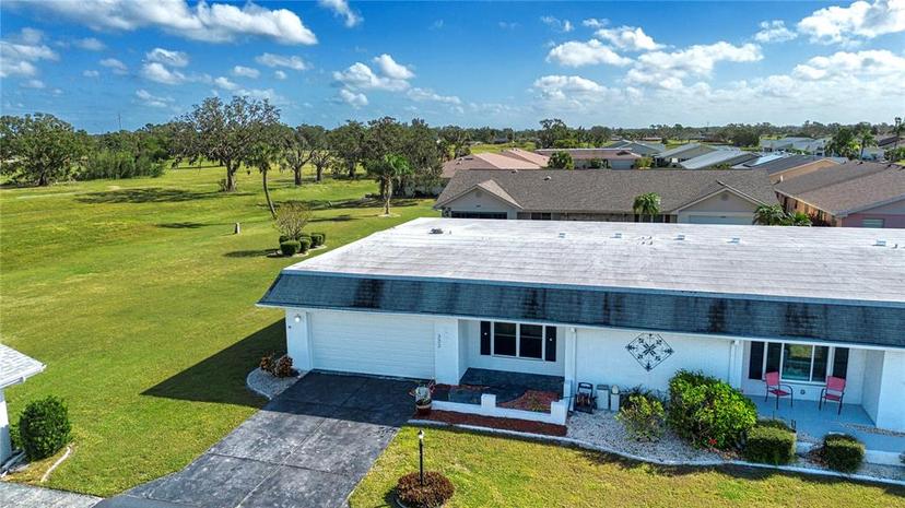 Picture of 332 Club Manor Drive Unit 10, Sun City Center FL 33573