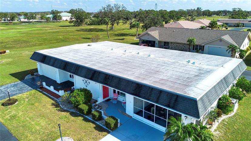 Picture of 332 Club Manor Drive Unit 10, Sun City Center FL 33573
