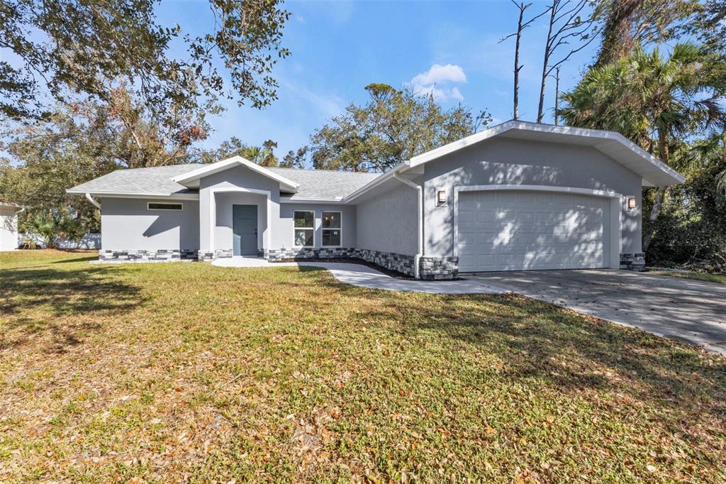 Picture of 17088 Doyle Avenue, Port Charlotte, FL 33954