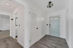 Picture of 2420 Sunnyside Street, Sarasota, FL 34239