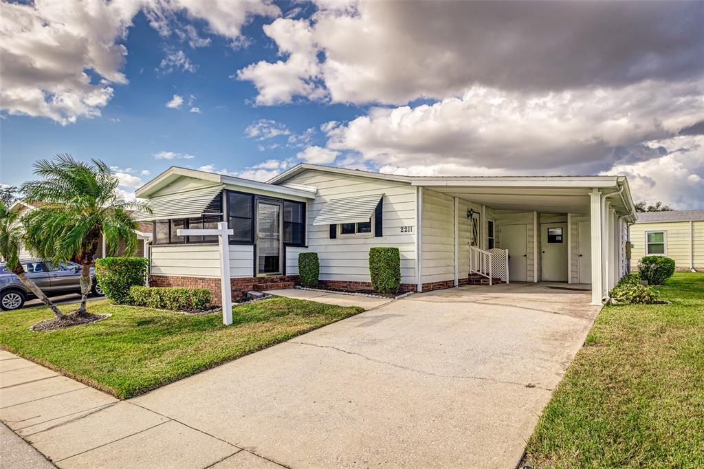 Picture of 2211 Harbor Town Lane, Lakeland, FL 33810