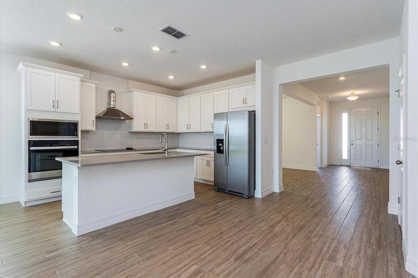 Picture of 5085 Grand Teton Court, Deland FL 32724