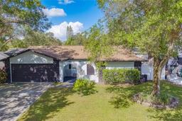 Picture of 140 Meadowlark Dr, Safety Harbor, FL 34695