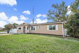 Picture of 15 Tulane Road, Venice, FL 34293