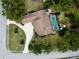 Picture of 7317 Crape Myrtle Way, Sarasota, FL 34241