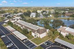 Picture of 165 Lakeview Way Unit 165, Oldsmar, FL 34677