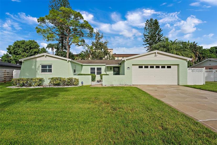 Picture of 3887 50Th Avenue S, St Petersburg FL 33711