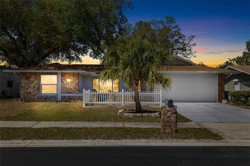 Picture of 8019 Cedar Run Dr, Port Richey FL 34668