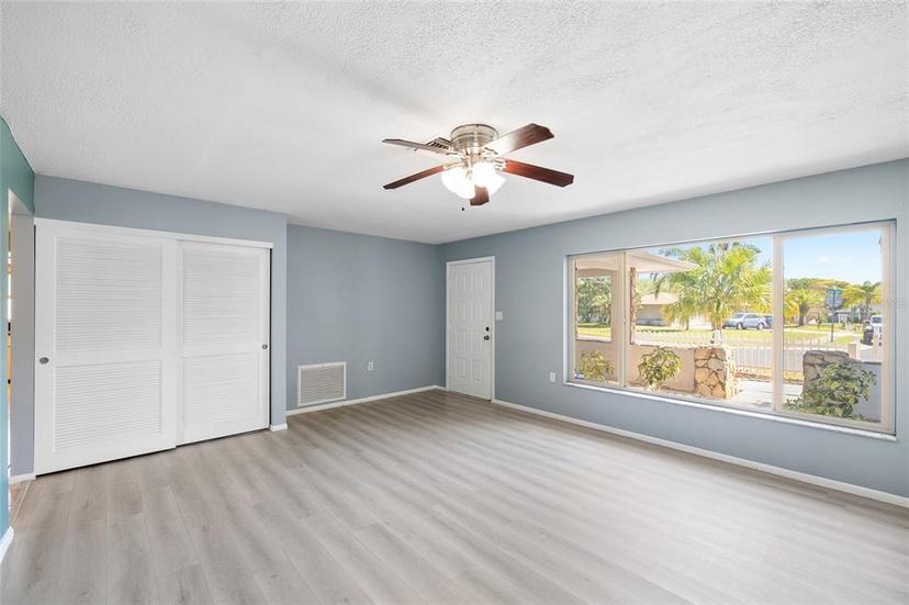 Picture of 8019 Cedar Run Dr, Port Richey FL 34668