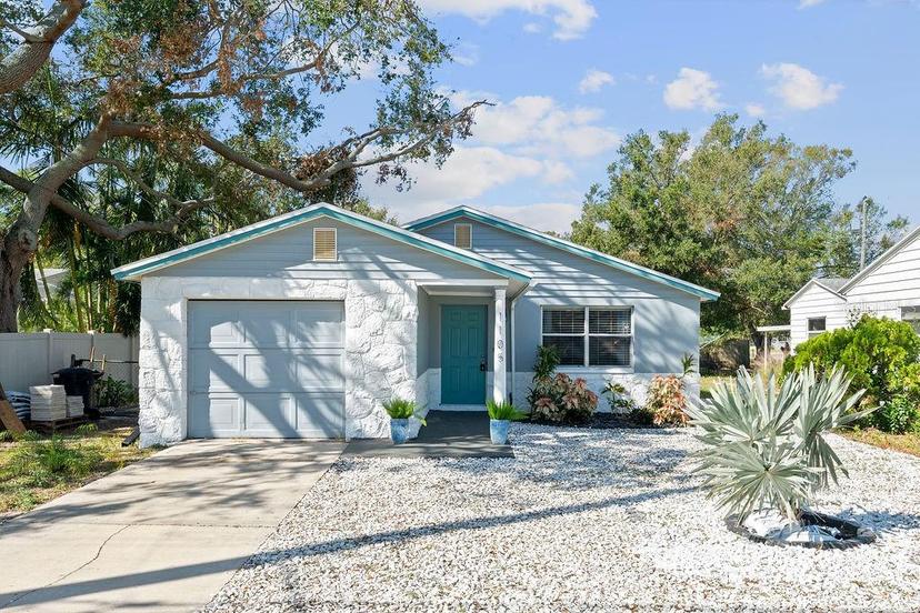 Picture of 1105 58Th Street S, Gulfport FL 33707