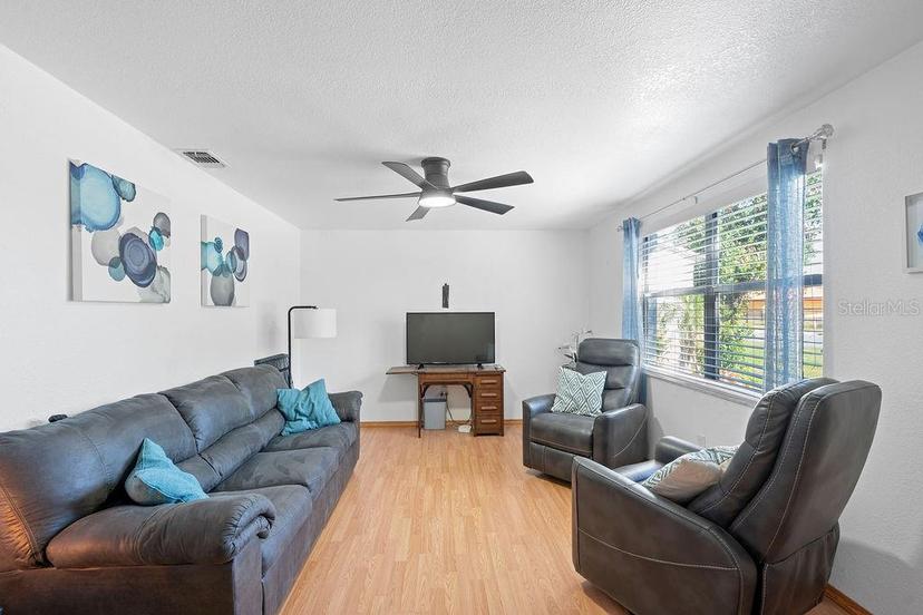 Picture of 1105 58Th Street S, Gulfport FL 33707