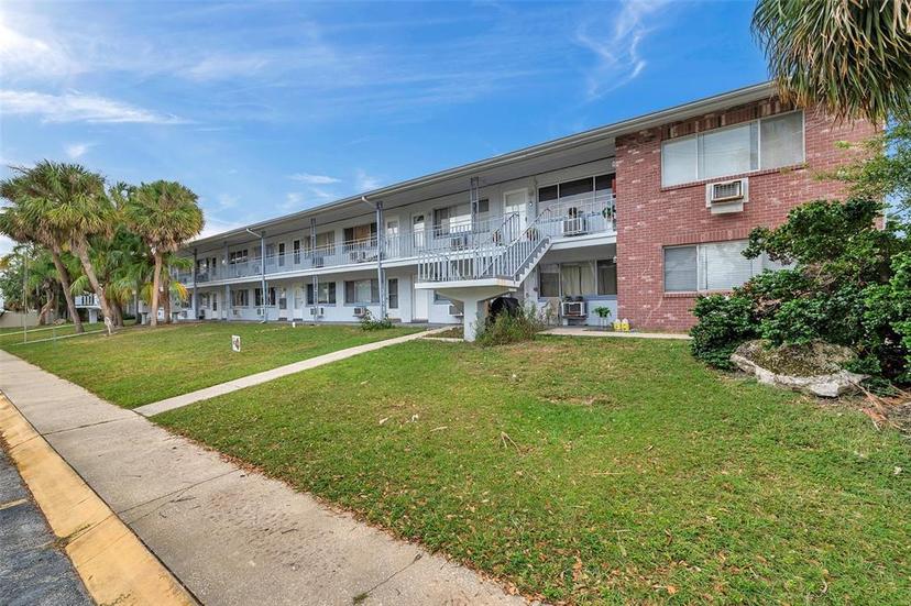 Picture of 2353 Shelley Street Unit 4, Clearwater FL 33765