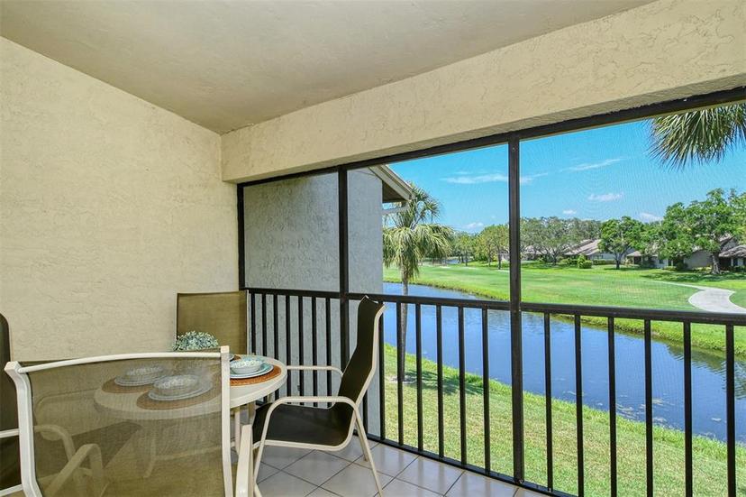 Picture of 4416 Weybridge Unit 90, Sarasota FL 34235